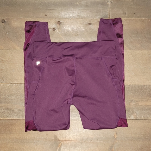 Fabletics Salar Statement PowerLite 7/8 - Picture 3 of 6